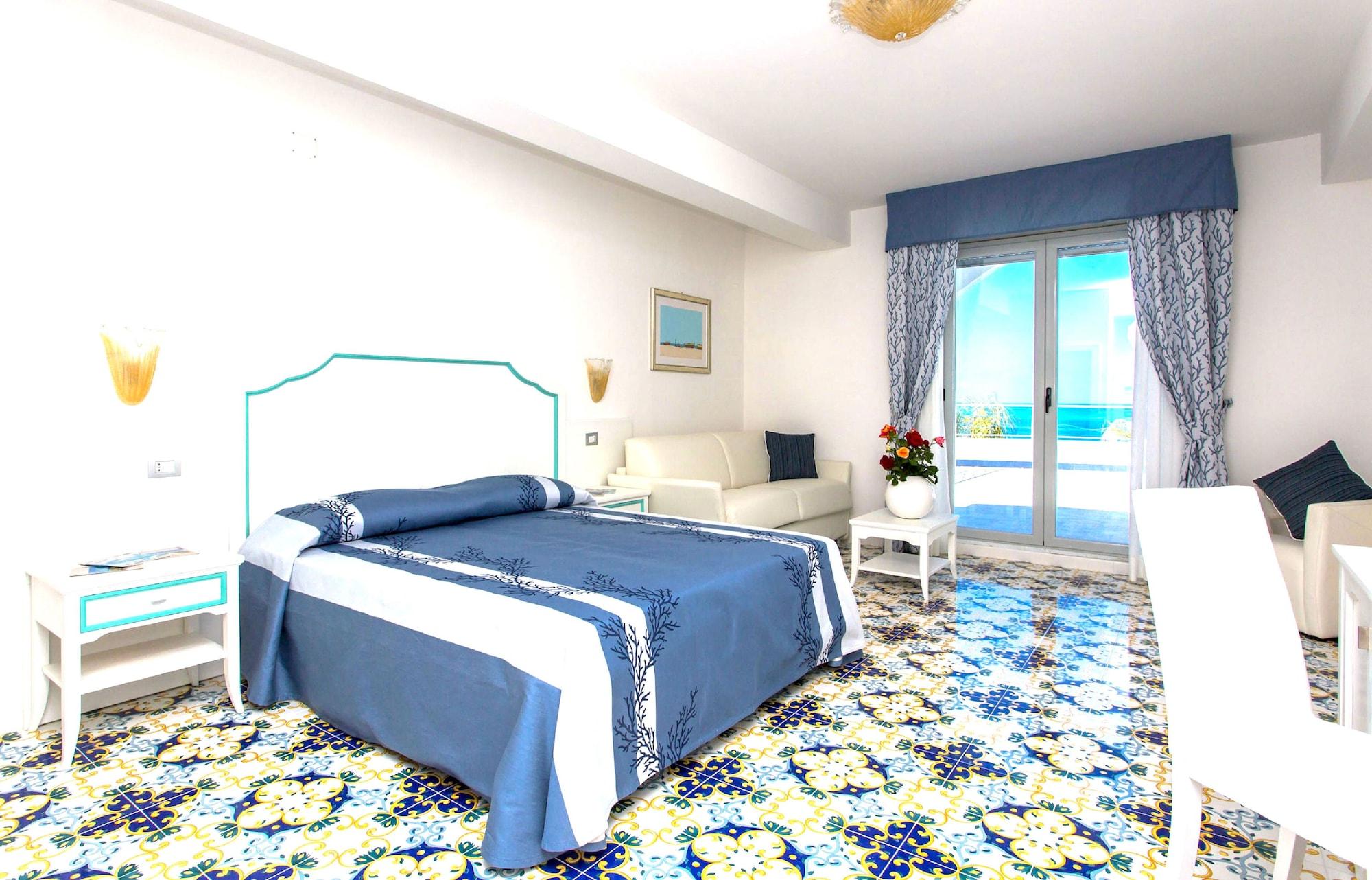 Hotel Ferretti Diamante Exteriér fotografie