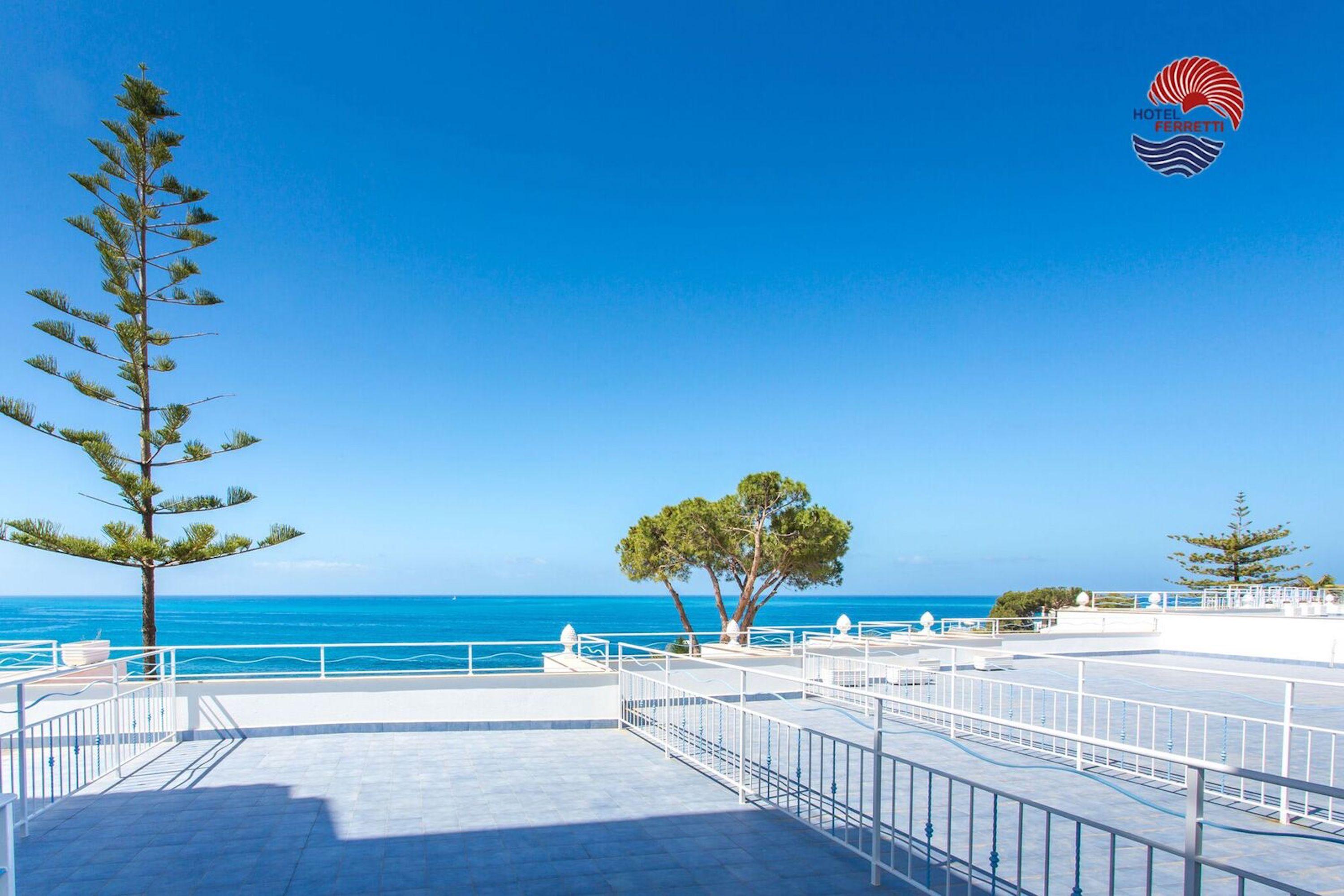 Hotel Ferretti Diamante Exteriér fotografie