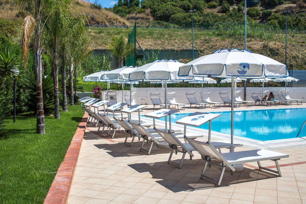 Hotel Ferretti Diamante Exteriér fotografie