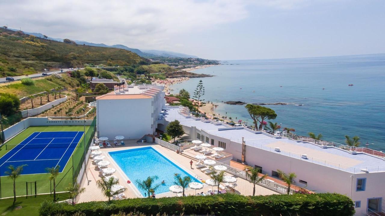 Hotel Ferretti Diamante Exteriér fotografie